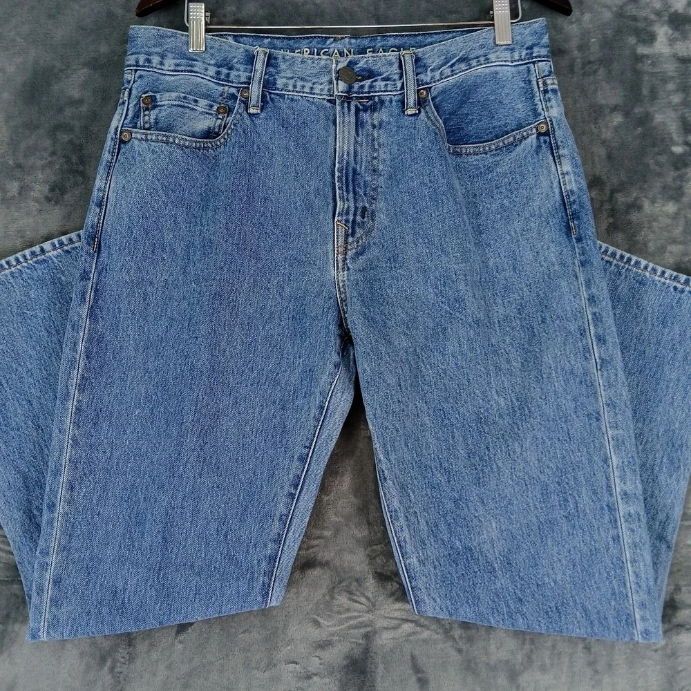 American Eagle Jeans Mens‎ 33x28 Blue Dad Jean 100% Cotton Embroidered Crest